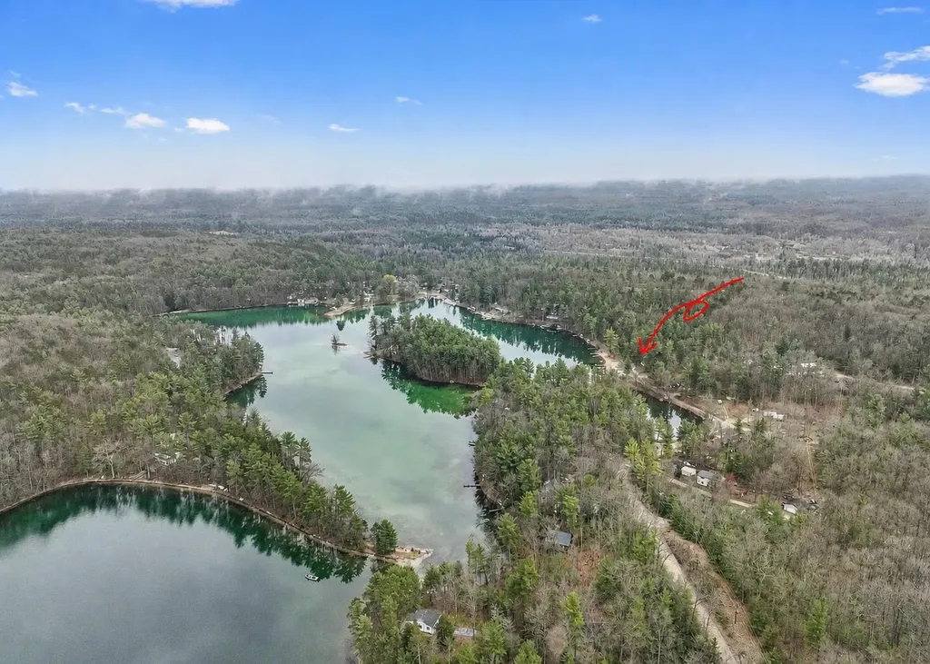 2268 Pinehurst Trail East Bay Township MI 49696