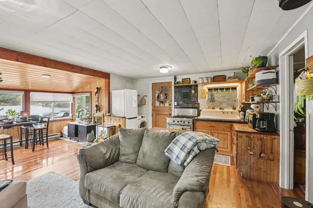 2268 Pinehurst Trail East Bay Township MI 49696