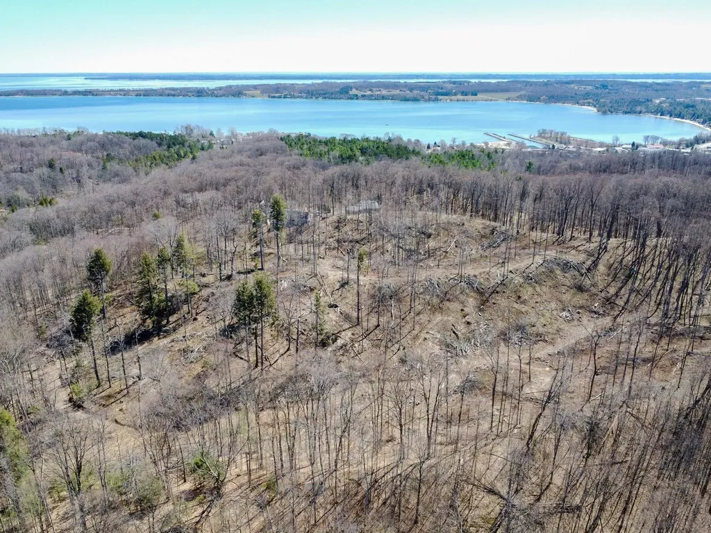 0 E Smiseth Road Suttons Bay Township MI 49682