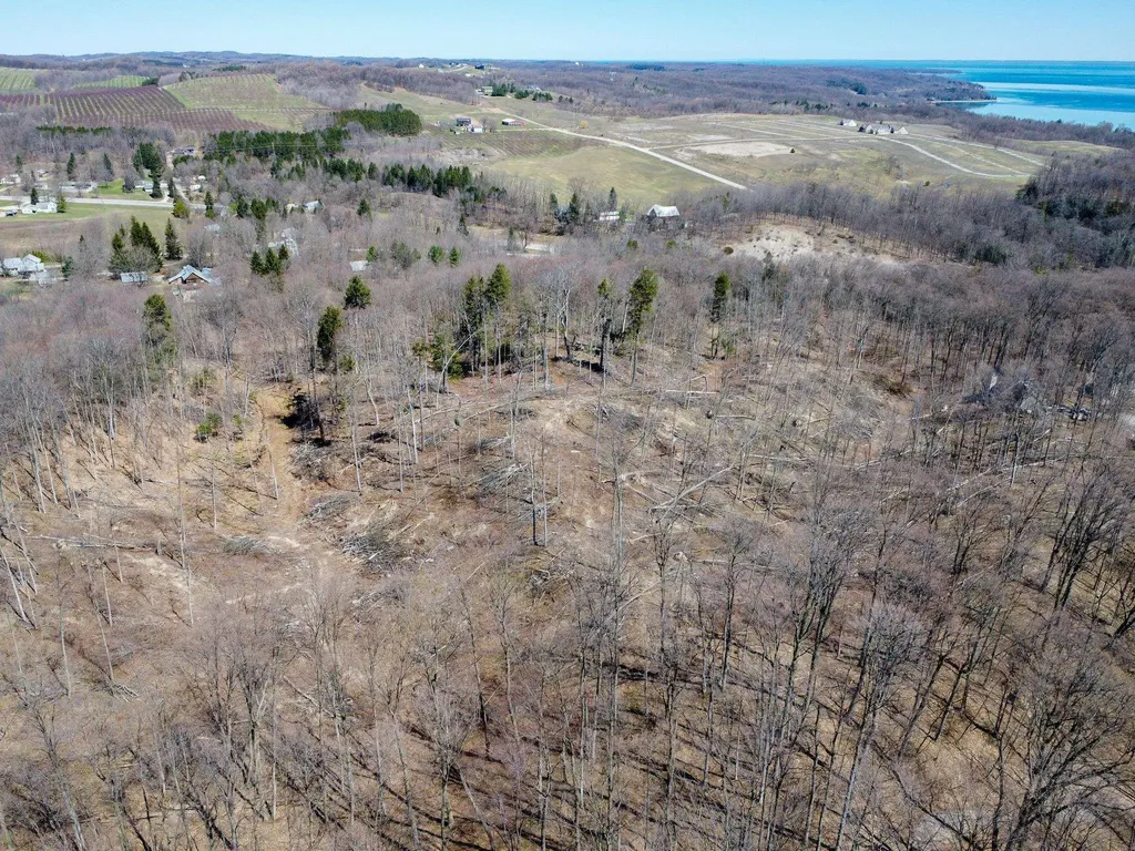 0 E Smiseth Road Suttons Bay Township MI 49682