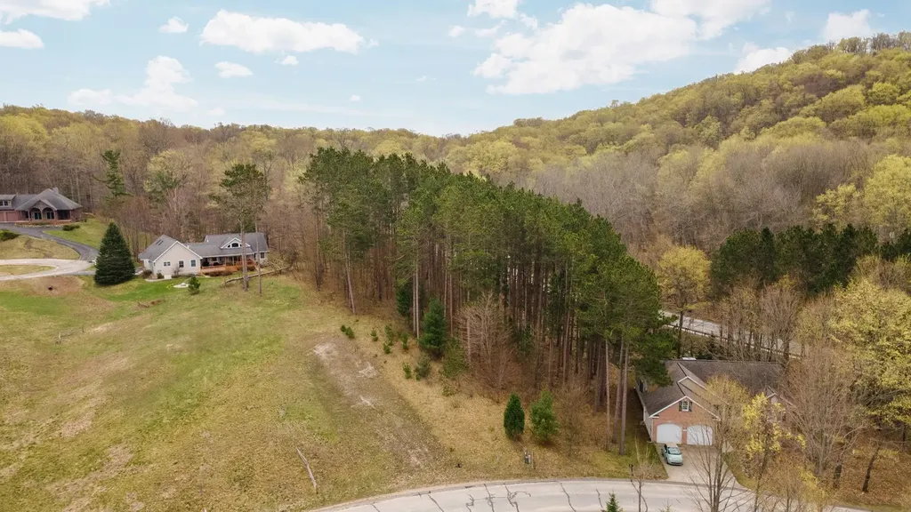 11789 S Roen Drive Leelanau Township MI 49630
