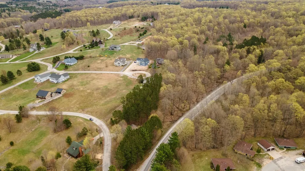 11789 S Roen Drive Leelanau Township MI 49630