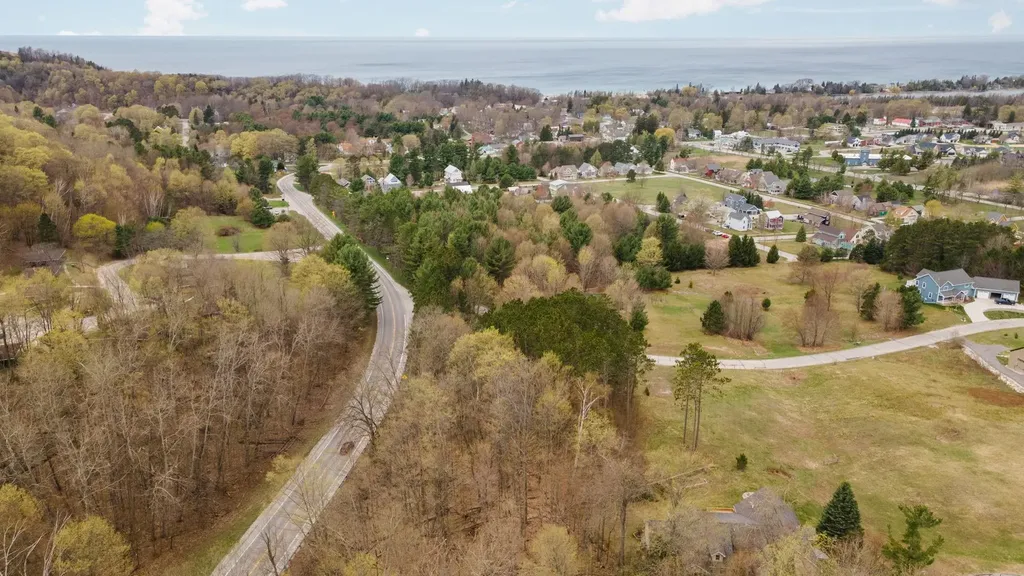 11789 S Roen Drive Leelanau Township MI 49630