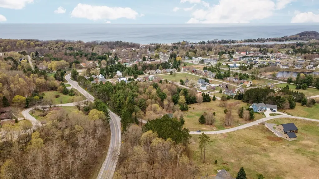11789 S Roen Drive Leelanau Township MI 49630