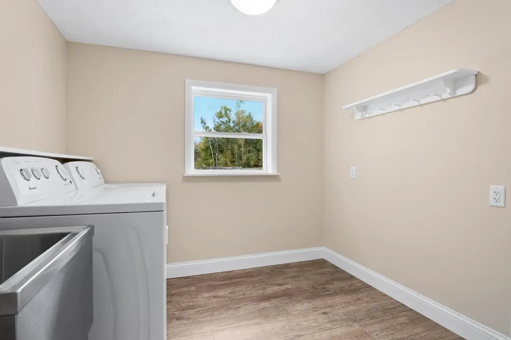 2262 W River Road Blair Township MI 49696