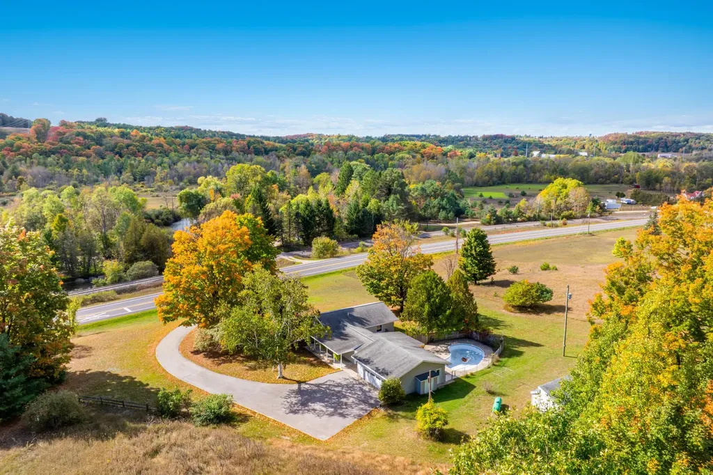 2262 W River Road Blair Township MI 49696