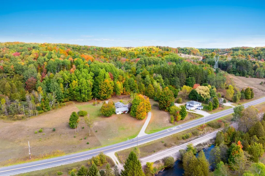 2262 W River Road Blair Township MI 49696