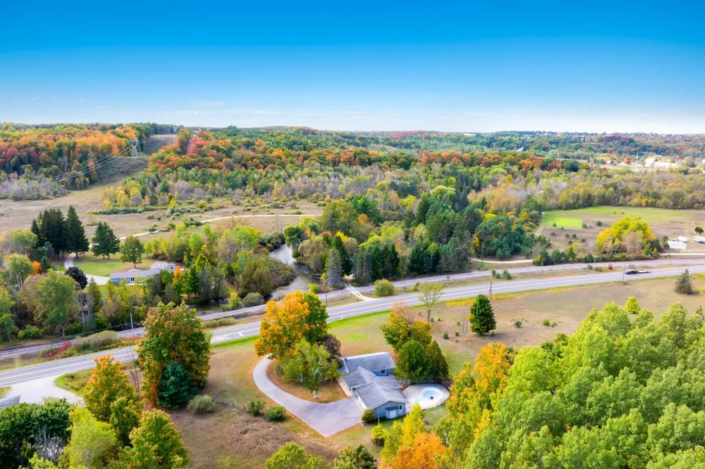 2262 W River Road Blair Township MI 49696