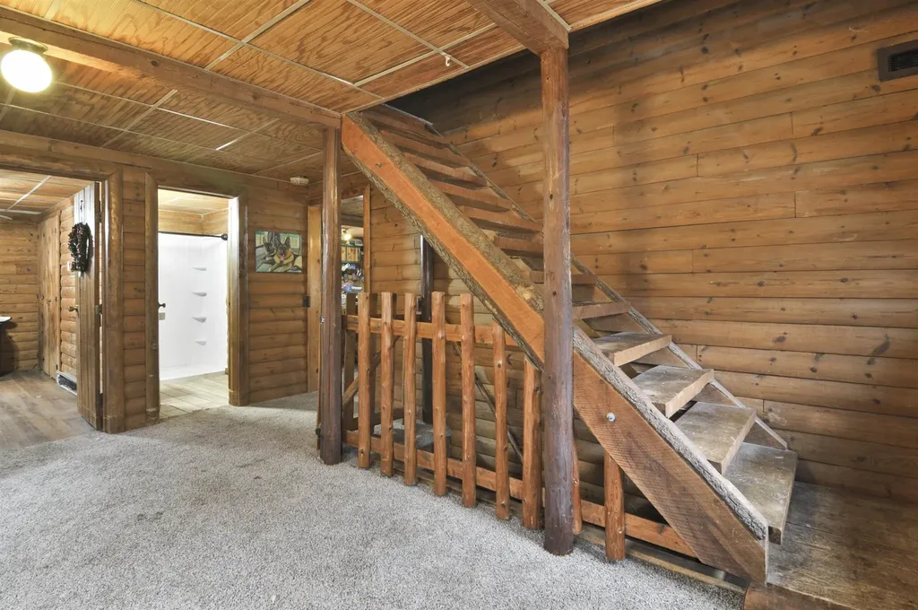 2561 E Johnson Road Norwich Township MI 49651