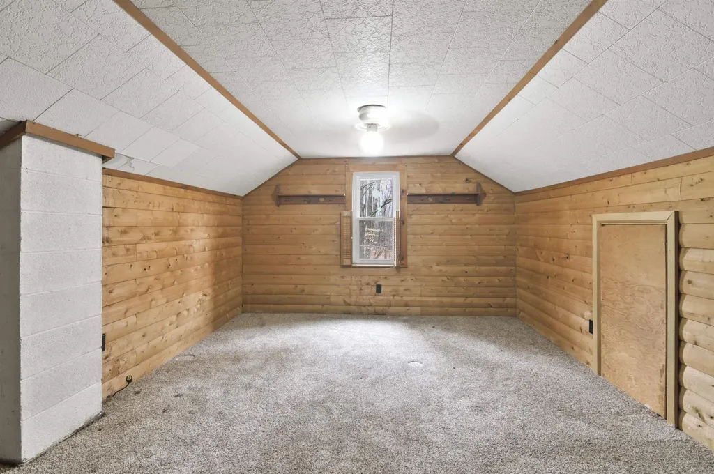 2561 E Johnson Road Norwich Township MI 49651