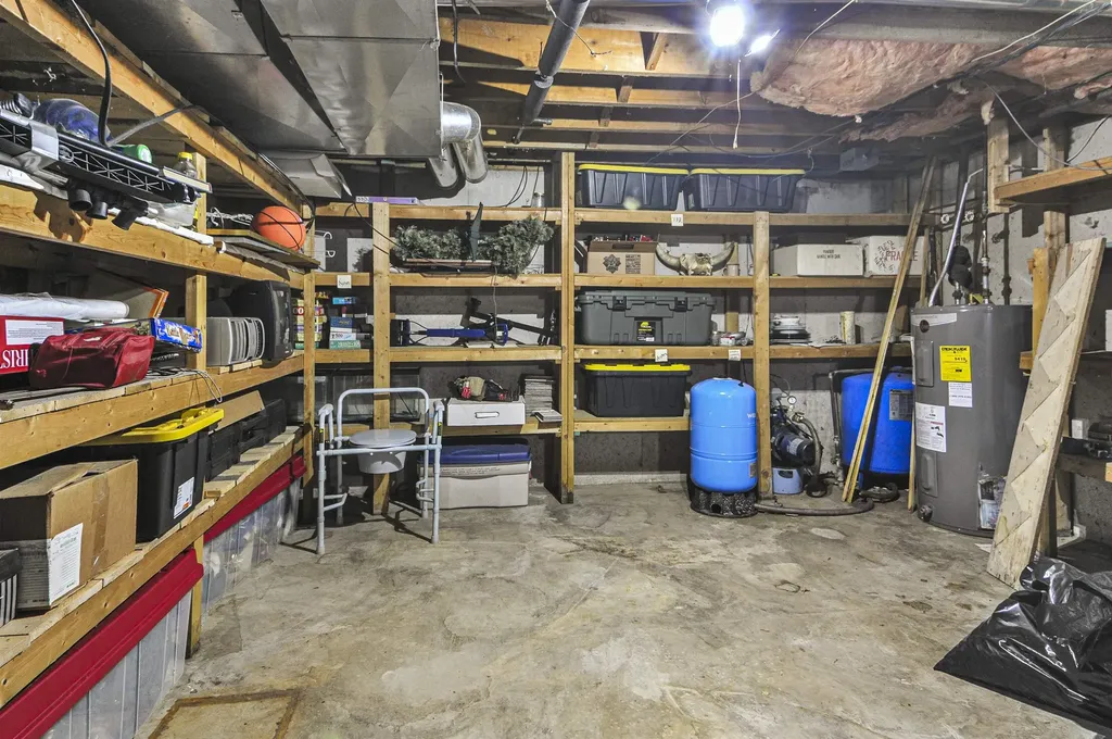 2561 E Johnson Road Norwich Township MI 49651