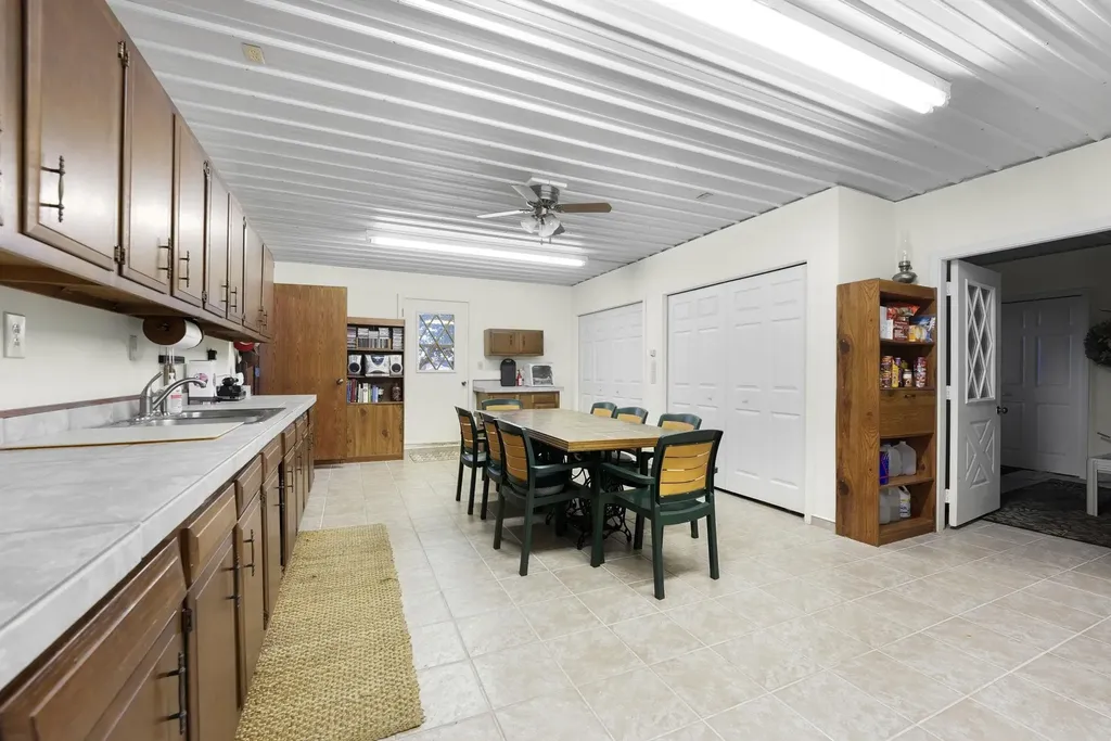 4923 Lakeview Drive Green Lake Township MI 49643
