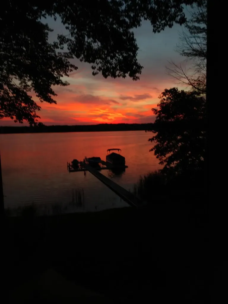4923 Lakeview Drive Green Lake Township MI 49643