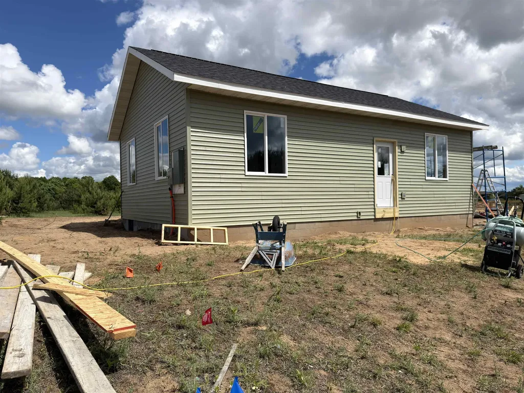 8505 Grant Road Mancelona Township MI 49659