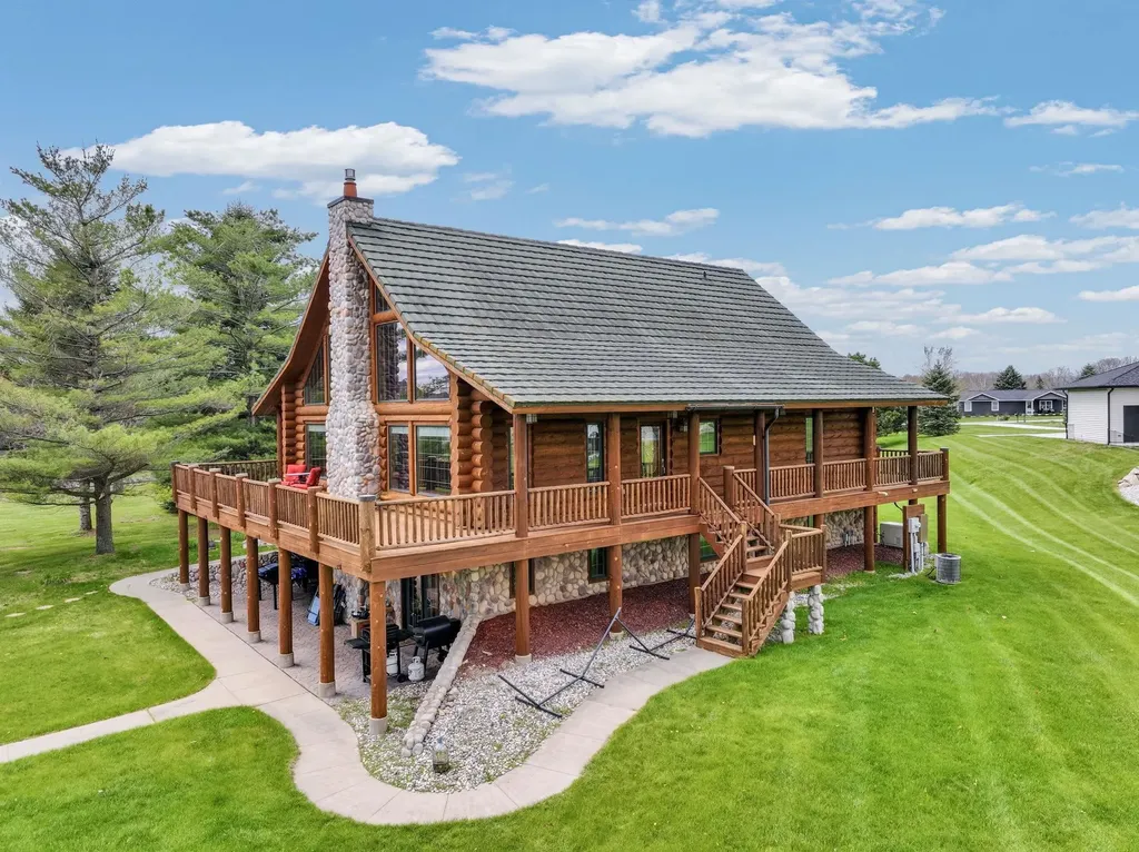 1085 Bundy Drive Broomfield Township MI 48893