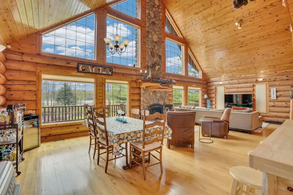 1085 Bundy Drive Broomfield Township MI 48893