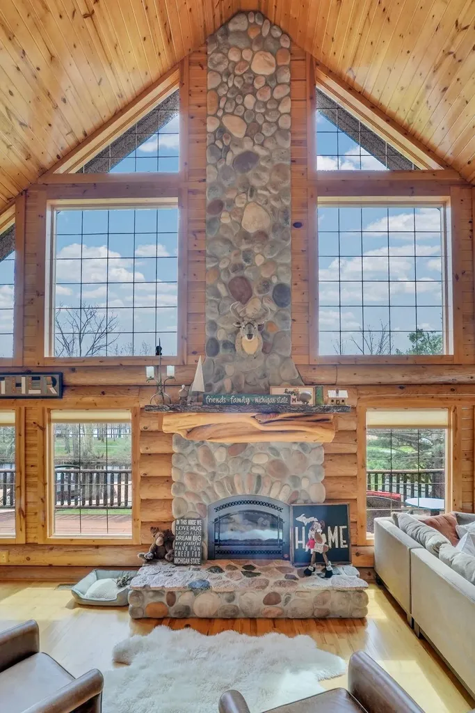 1085 Bundy Drive Broomfield Township MI 48893
