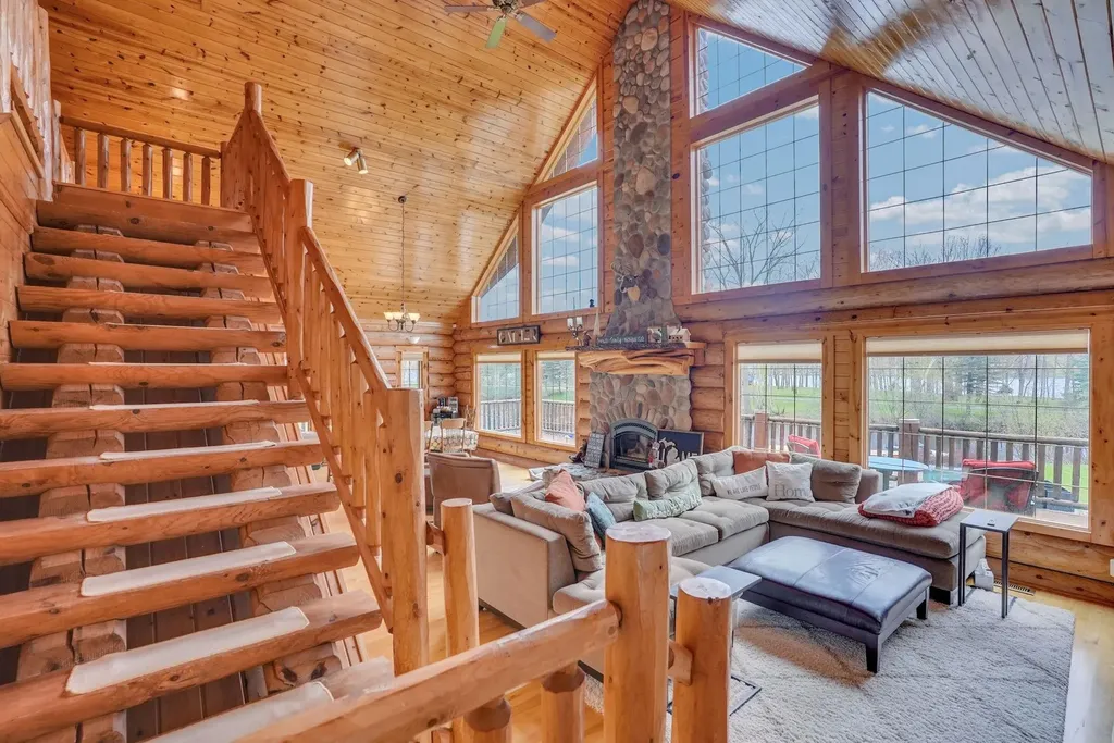 1085 Bundy Drive Broomfield Township MI 48893