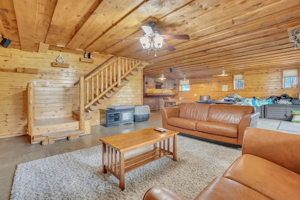1085 Bundy Drive Broomfield Township MI 48893