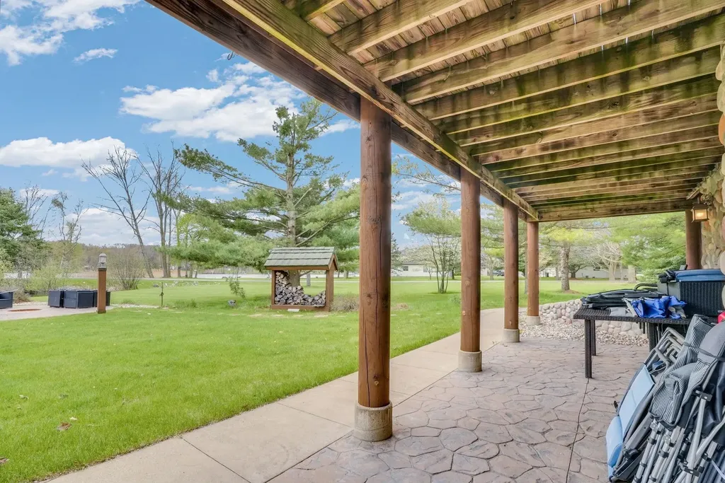 1085 Bundy Drive Broomfield Township MI 48893