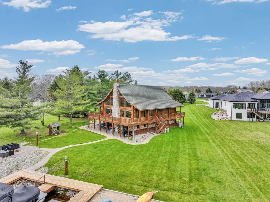 1085 Bundy Drive Broomfield Township MI 48893