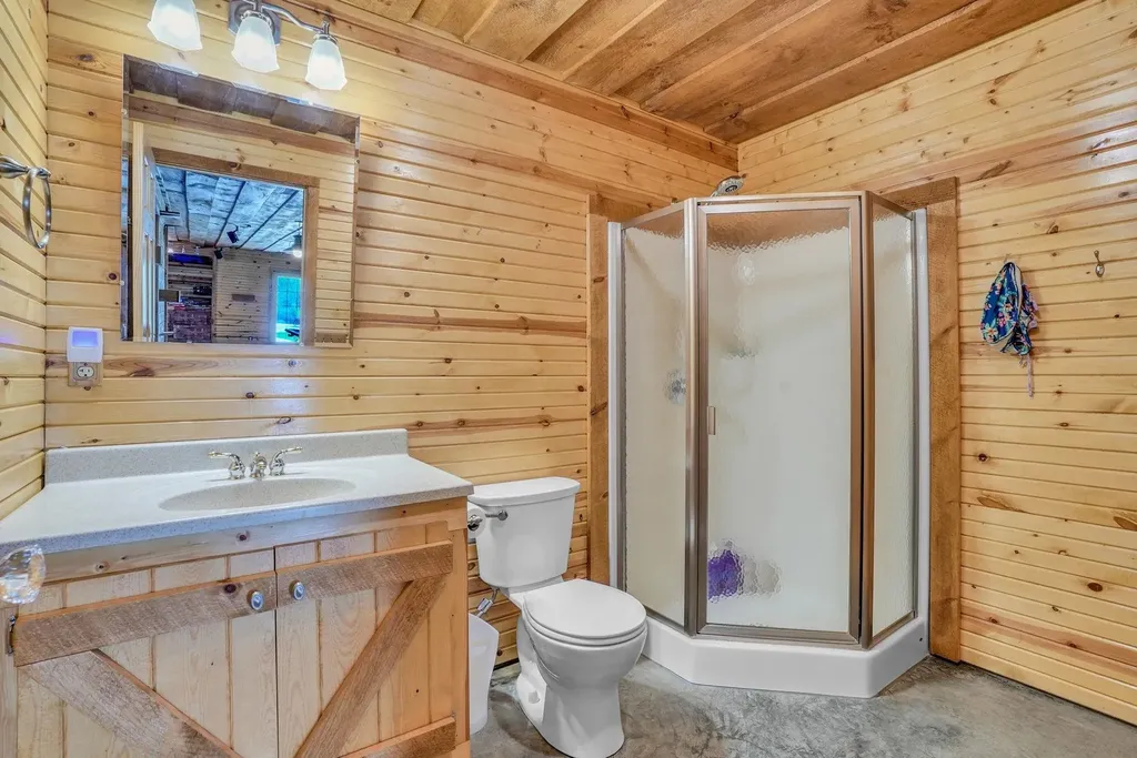 1085 Bundy Drive Broomfield Township MI 48893
