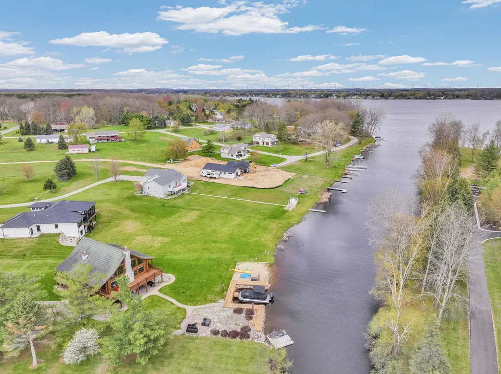1085 Bundy Drive Broomfield Township MI 48893