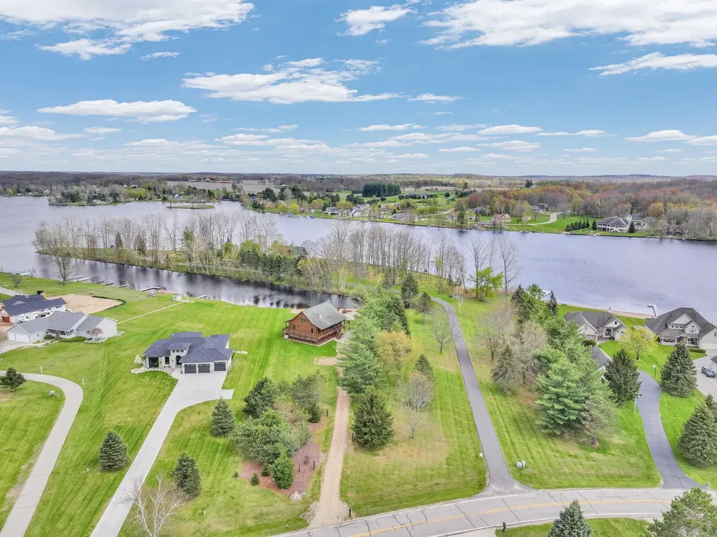 1085 Bundy Drive Broomfield Township MI 48893