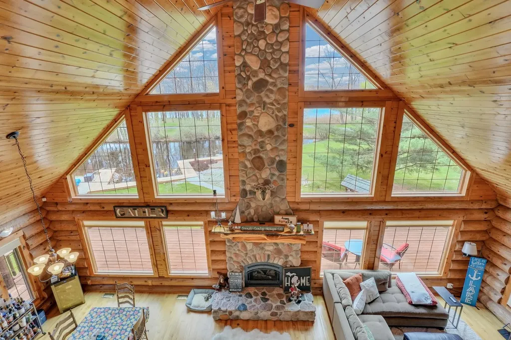 1085 Bundy Drive Broomfield Township MI 48893