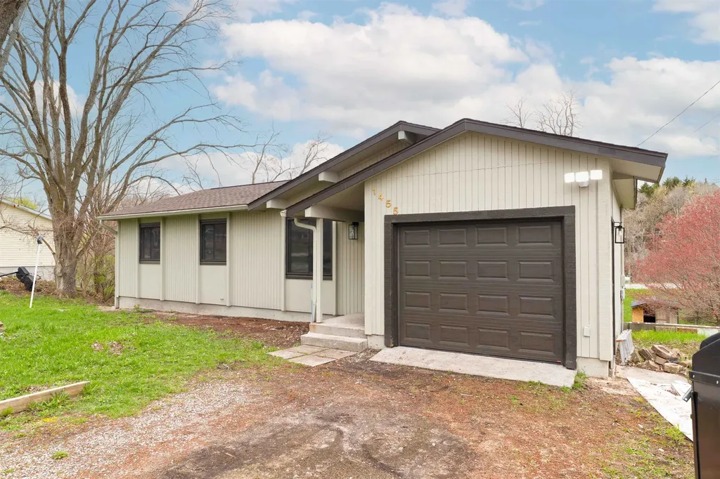 1455 Greenbrier Drive Garfield Charter Township MI 49685
