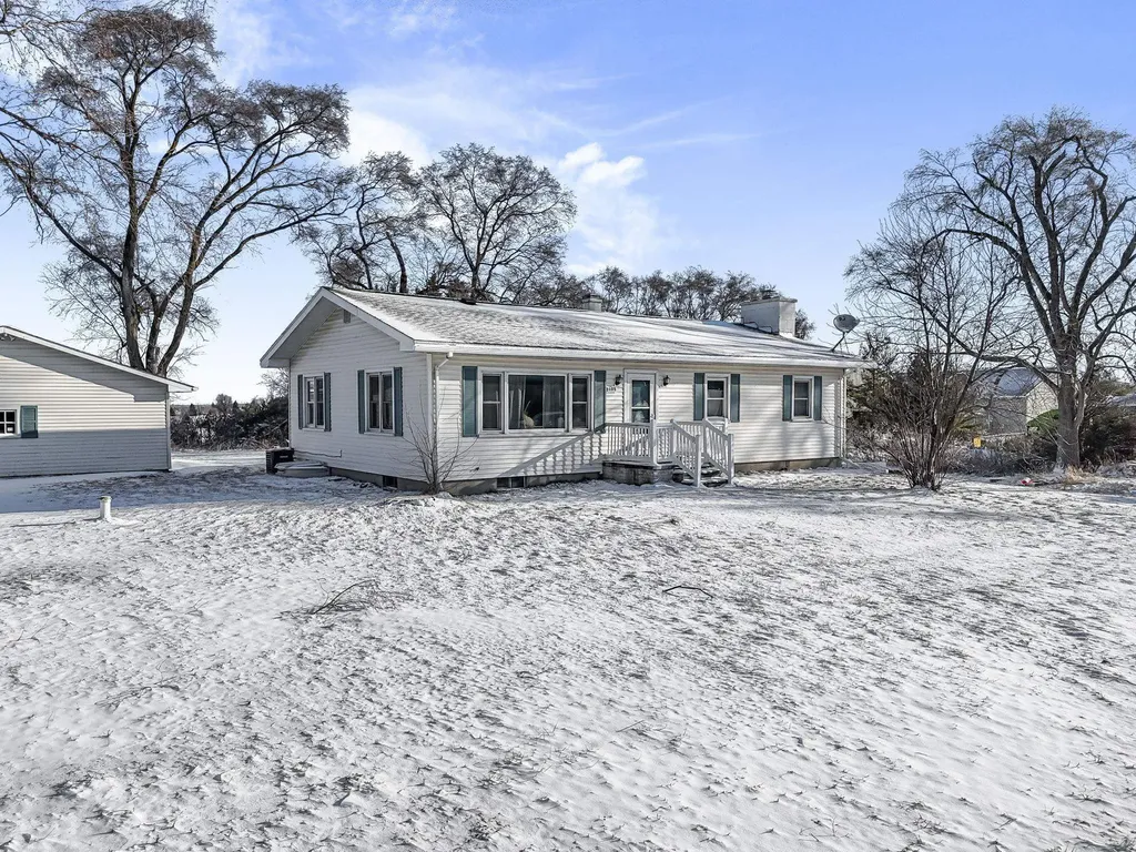 7075 E M 72 Acme Township MI 49690