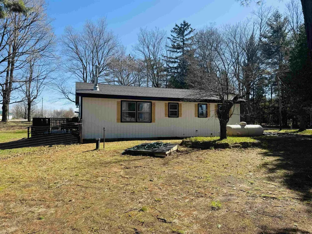 6481 N 35 Road Greenwood Township MI 49663