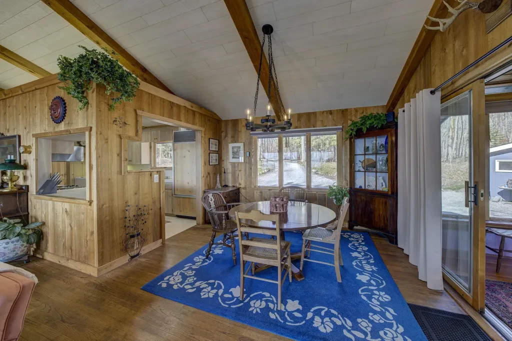 4152 N Omena Point Road Leelanau Township MI 49674