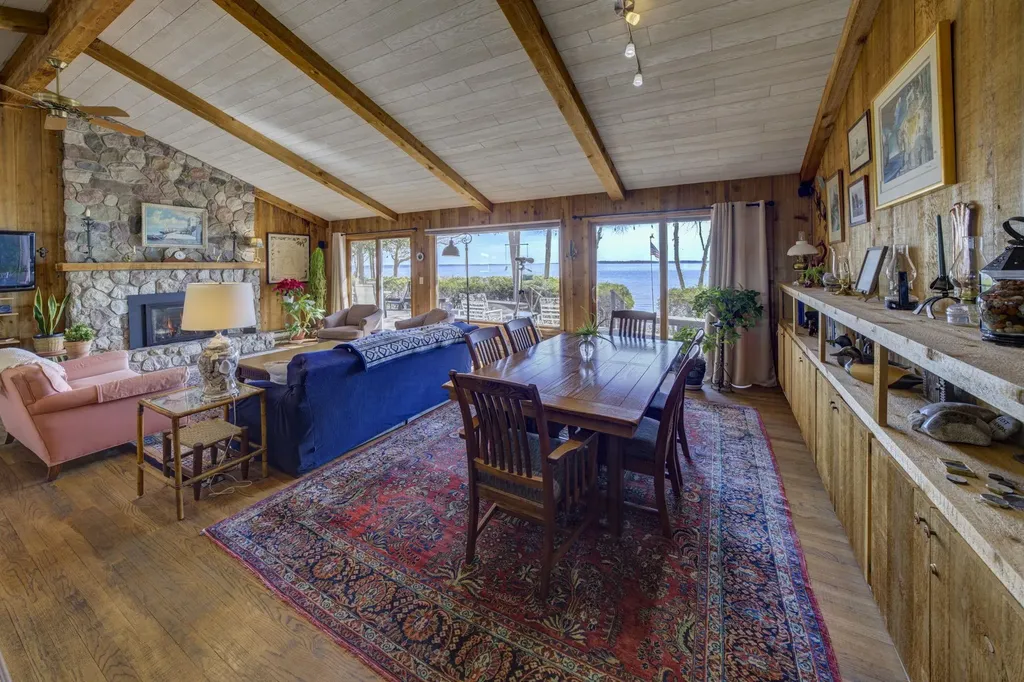 4152 N Omena Point Road Leelanau Township MI 49674