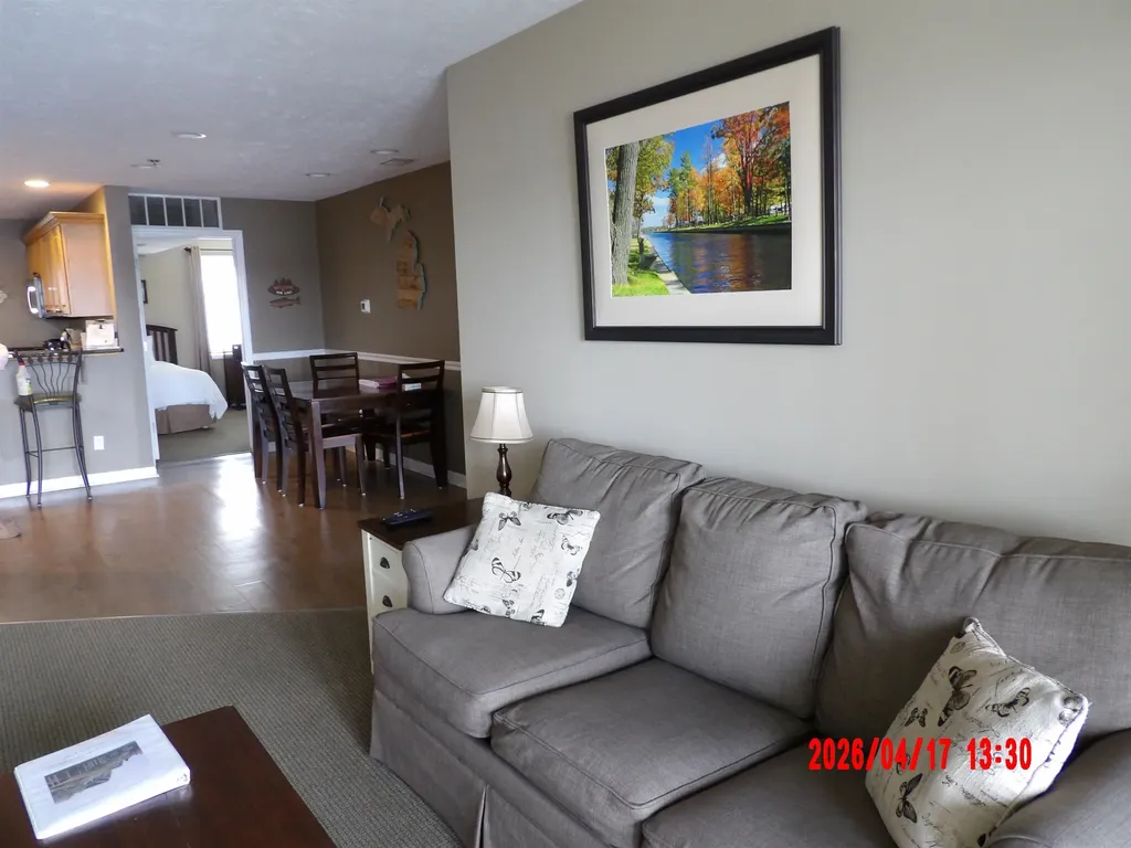 1246 Sunnyside Drive Cadillac City MI 49601