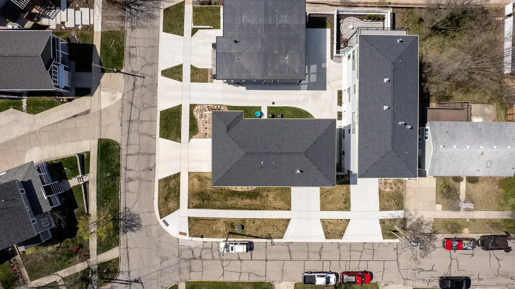 49 Howard Avenue Grand Haven Charter Township MI 49517