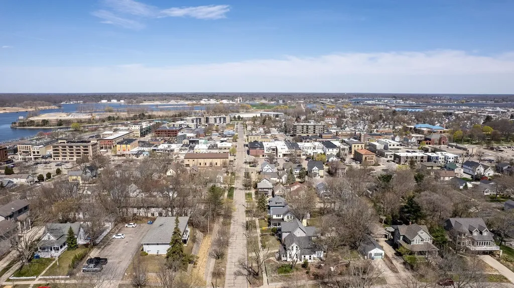 49 Howard Avenue Grand Haven Charter Township MI 49517