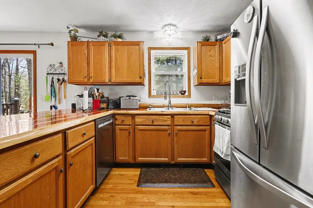 304 Christina Lane East Bay Township MI 49696