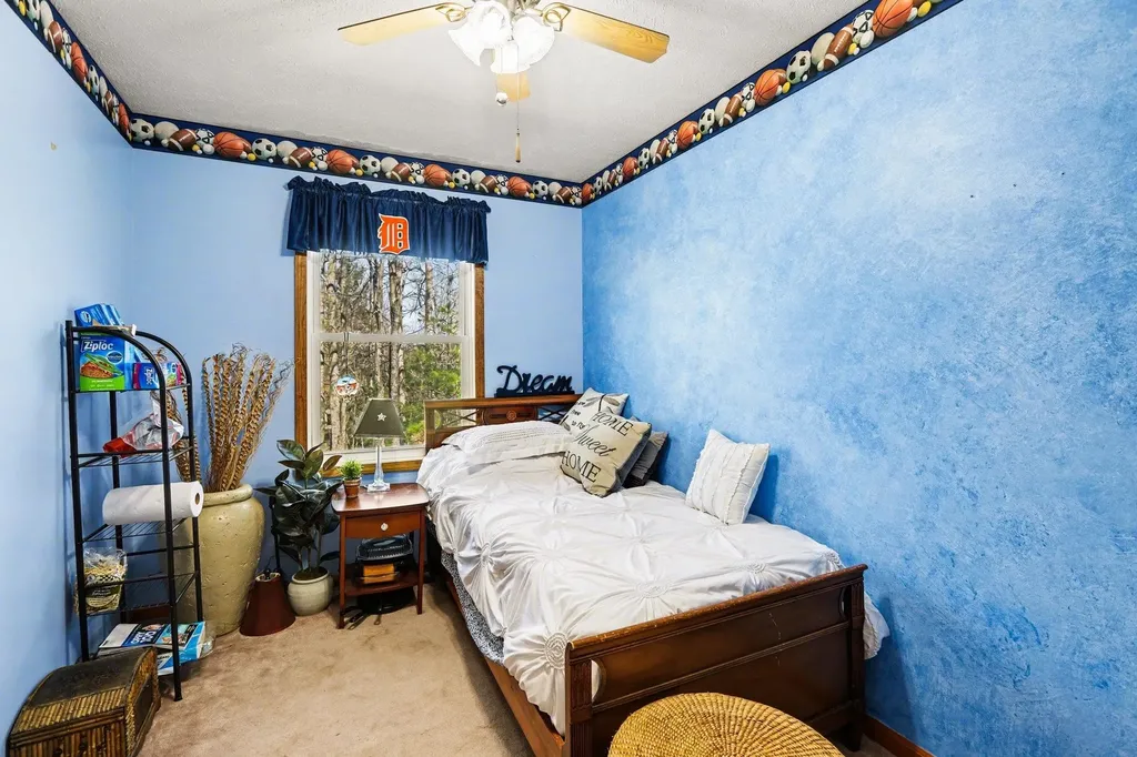 304 Christina Lane East Bay Township MI 49696