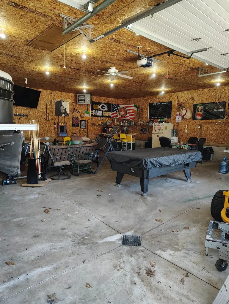 304 Christina Lane East Bay Township MI 49696
