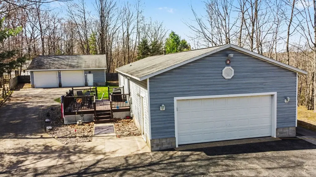 304 Christina Lane East Bay Township MI 49696