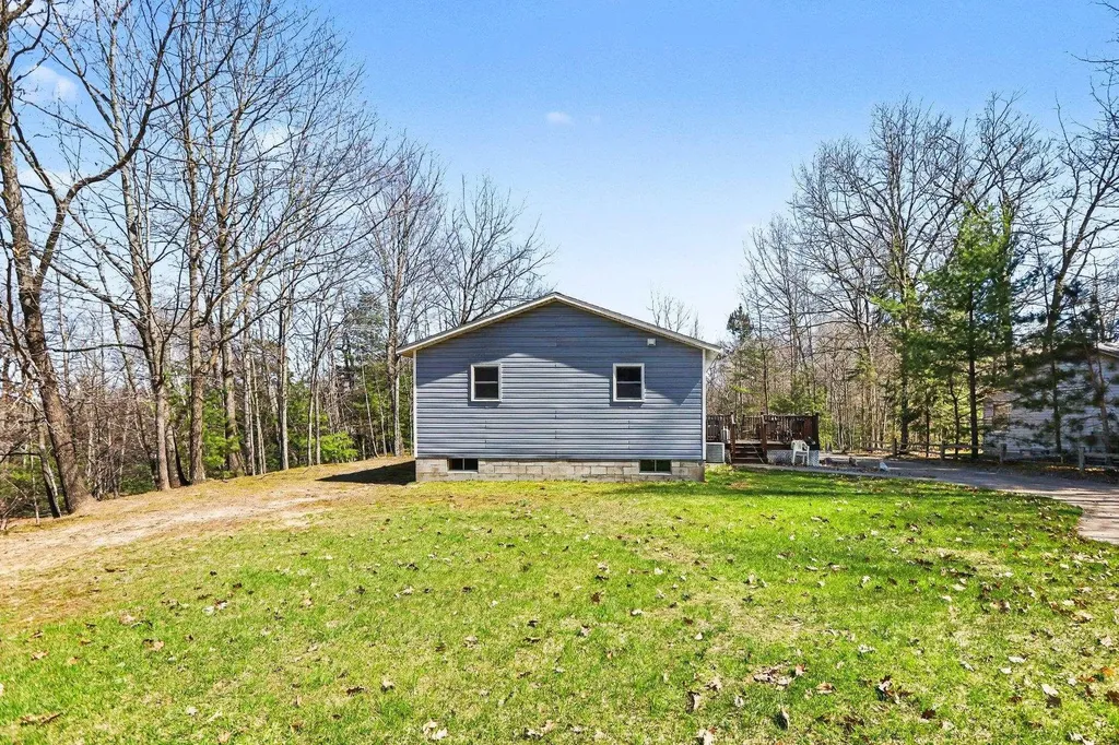 304 Christina Lane East Bay Township MI 49696