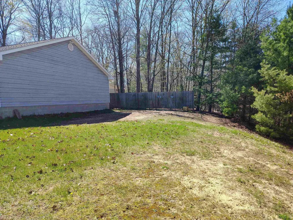 304 Christina Lane East Bay Township MI 49696