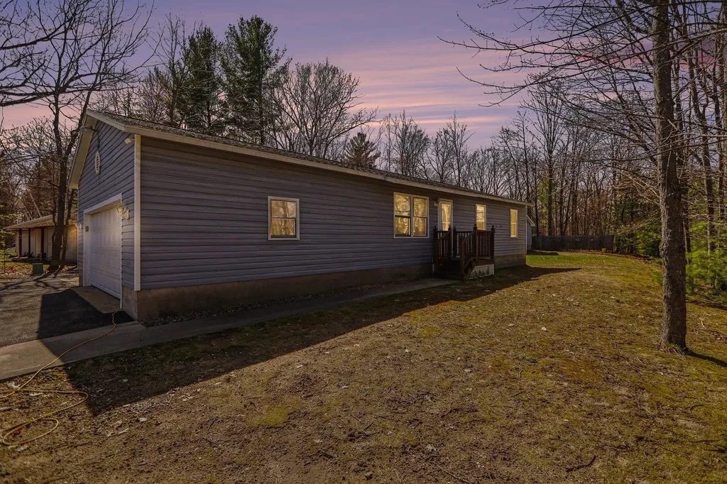 304 Christina Lane East Bay Township MI 49696
