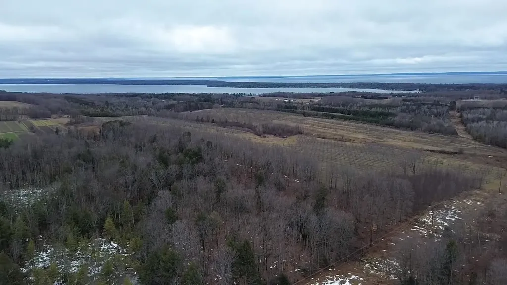 0 N M-88 Central Lake Township MI 49622