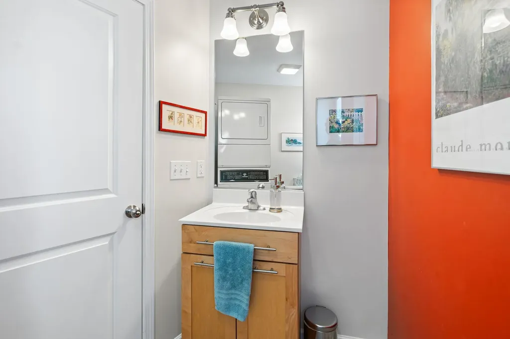 305 E Eighth Traverse City City MI 49684