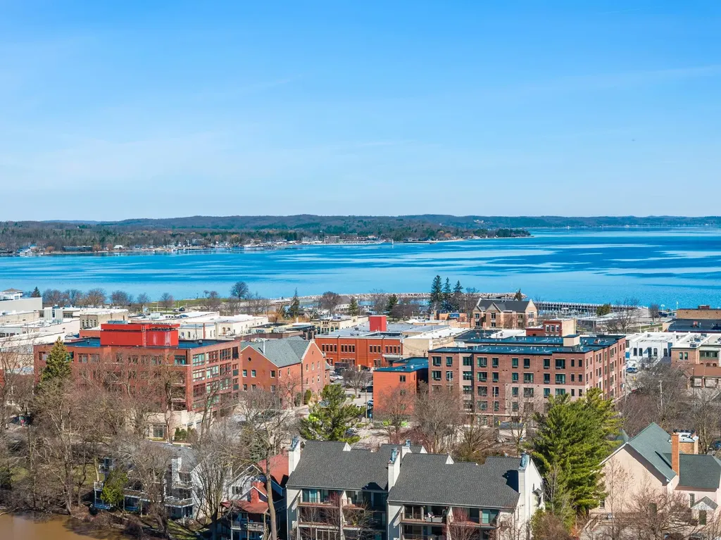 305 E Eighth Traverse City City MI 49684