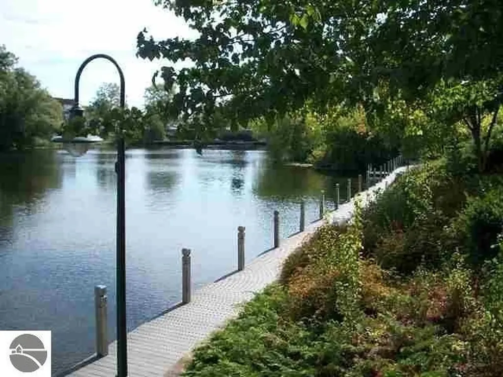 305 E Eighth Traverse City City MI 49684