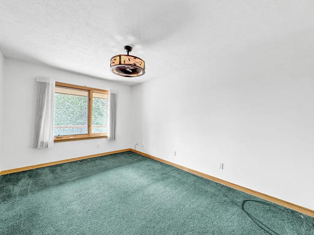 6179 Red Fox Run Peninsula Township MI 49686