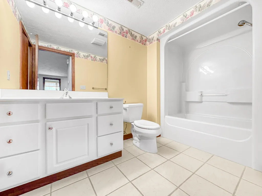 6179 Red Fox Run Peninsula Township MI 49686